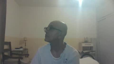 moment71200 online show from January 6, 2025, 6:20 pm