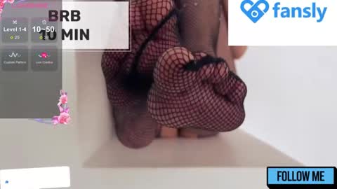 Mommy online show from December 9, 2024, 5:40 am