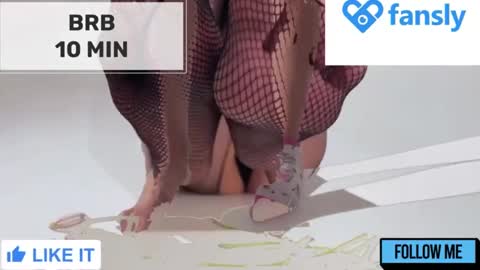 Mommy online show from December 27, 2024, 2:14 am