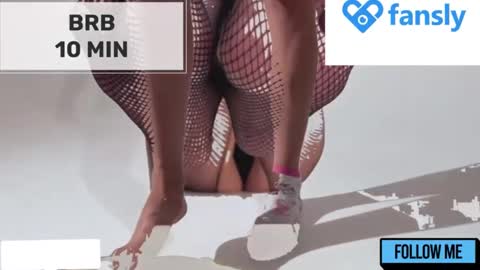 Mommy online show from March 10, 2025, 1:56 am