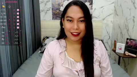 Snapshot of mommyknowsbest69 chatting on September 10, 2025, 3:06 am Hot Mommy Nathalie online show from September 10, 2025, 3:06 am