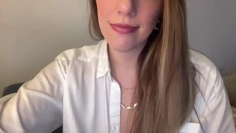 Snapshot of mommyofyourdreams chatting on December 29, 2024, 4:16 am southernsweetheartforyou online show from December 29, 2024, 4:16 am