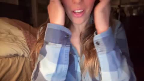 Snapshot of mommyofyourdreams chatting on January 17, 2025, 5:00 am southernsweetheartforyou online show from January 17, 2025, 5:00 am