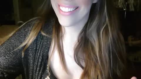 Snapshot of mommyofyourdreams chatting on January 25, 2025, 5:51 am southernsweetheartforyou online show from January 25, 2025, 5:51 am