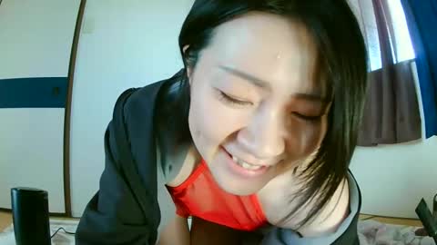 Snapshot of momosakura chatting on January 13, 2025, 5:33 am momosakura online show from January 13, 2025, 5:33 am