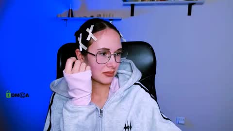 Mona  online show from January 31, 2026, 8:40 pm