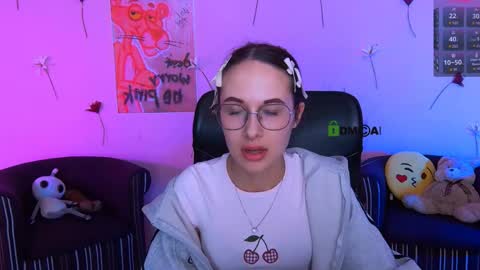 Snapshot of mona_cloud chatting on May 24, 2026, 6:46 pm Mona online show from May 24, 2026, 6:46 pm