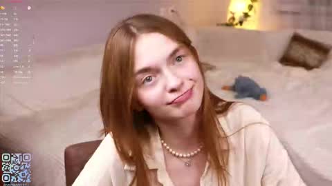 Mona online show from October 10, 2025, 10:53 pm