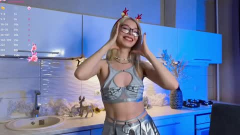 Mona online show from December 24, 2024, 5:13 pm