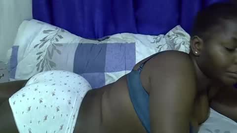 Snapshot of monarain chatting on March 1, 2025, 11:26 pm mona online show from March 1, 2025, 11:26 pm