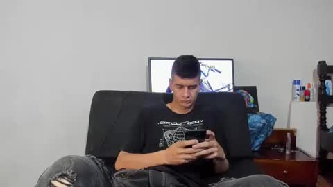 nicolas online show from December 25, 2024, 9:22 pm