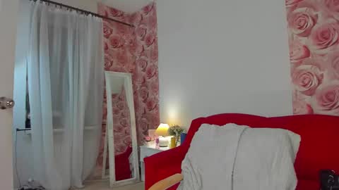 Monica online show from December 18, 2024, 7:36 am