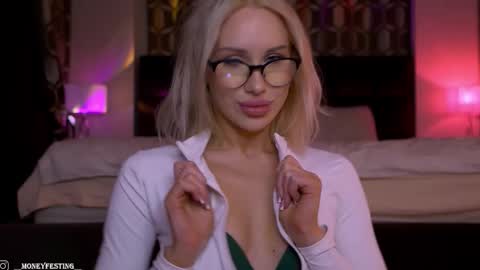 Angelina online show from October 16, 2025, 12:44 am