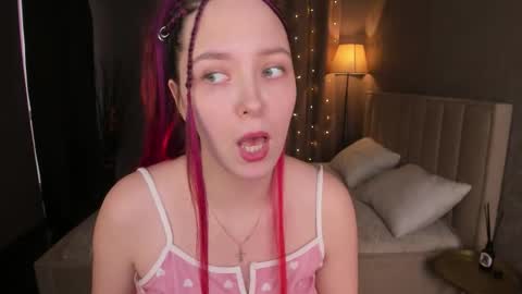 Snapshot of monica__queen chatting on January 16, 2026, 5:55 am Monica online show from January 16, 2026, 5:55 am