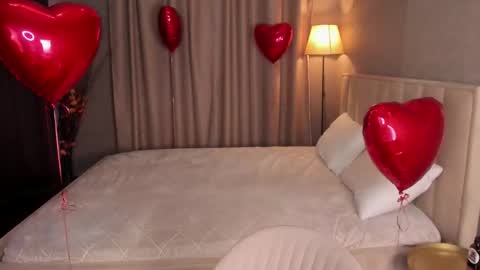 Snapshot of monica__queen chatting on February 8, 2026, 5:00 am Monica online show from February 8, 2026, 5:00 am