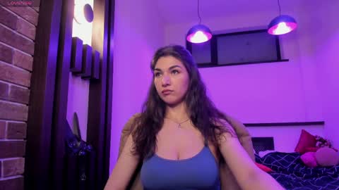 Snapshot of monica_vi chatting on May 26, 2026, 12:39 am Monica online show from May 26, 2026, 12:39 am
