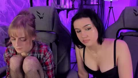 monica online show from March 11, 2026, 1:22 am