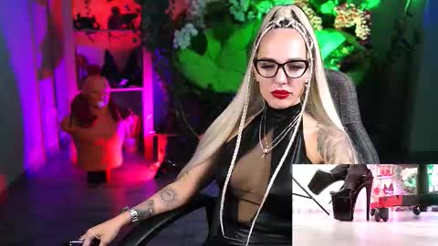 Monika online show from October 21, 2025, 11:22 am