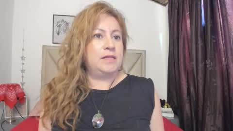 Snapshot of monicapink_ chatting on February 28, 2026, 12:28 pm Mony online show from February 28, 2026, 12:28 pm