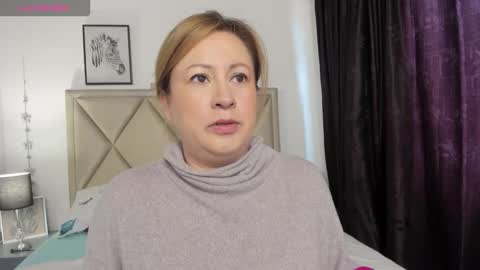 Snapshot of monicapink_ chatting on March 17, 2026, 2:42 pm Mony online show from March 17, 2026, 2:42 pm