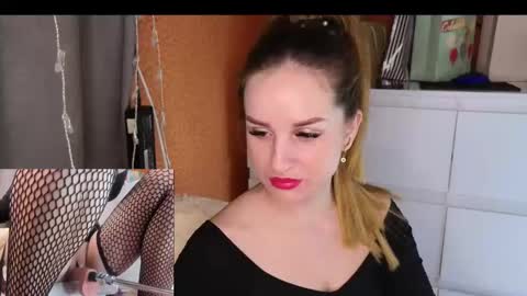 Monica Teddy online show from January 26, 2025, 10:35 pm