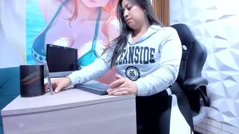 monickhot303av online show from March 10, 2026, 5:45 am