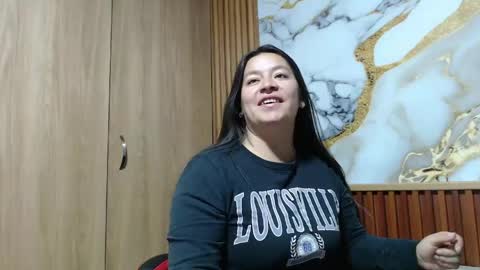 Snapshot of monickhotpri chatting on May 3, 2026, 5:57 am monickhotpri online show from May 3, 2026, 5:57 am