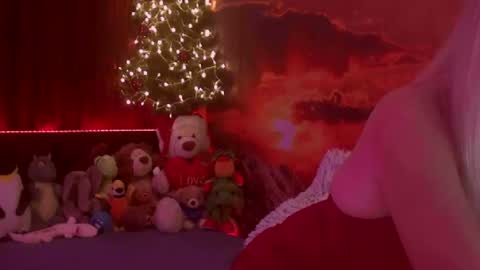 Monika    online show from January 8, 2025, 3:29 am