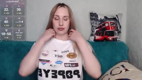 Monika online show from September 17, 2025, 1:13 pm