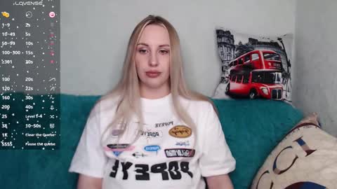 Monika online show from September 25, 2025, 11:58 am