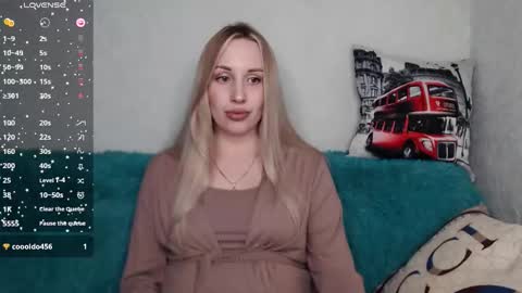 Monika online show from September 28, 2025, 12:43 pm