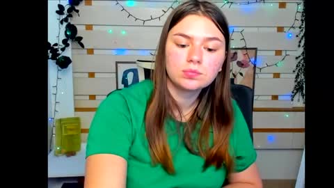 Snapshot of monika_youu chatting on May 11, 2026, 2:45 pm Monika online show from May 11, 2026, 2:45 pm