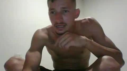 monito_hot17 online show from December 21, 2025, 6:59 pm