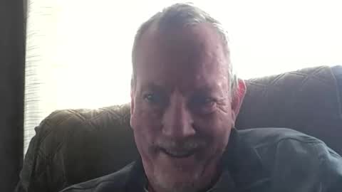 Snapshot of monkeedance chatting on April 21, 2026, 8:12 pm Monkee Dance online show from April 21, 2026, 8:12 pm