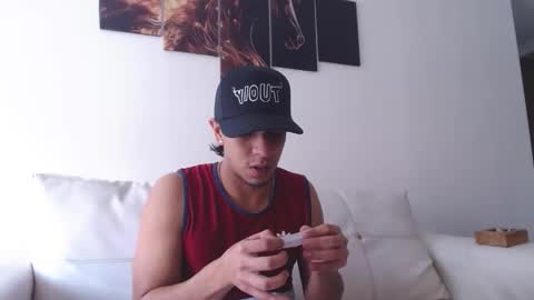 simon dice online show from February 9, 2026, 6:45 pm