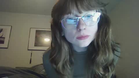 Snapshot of monkeygirl99 chatting on February 8, 2026, 1:42 am monkeygirl9 come play with me slut daddy bad spanking cute girl submissive online show from February 8, 2026, 1:42 am