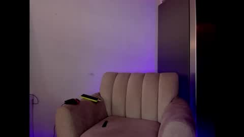 Snapshot of monky_0002 chatting on March 1, 2026, 1:35 pm monky_0002 online show from March 1, 2026, 1:35 pm