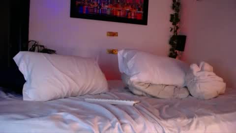 monnojones online show from February 17, 2026, 4:20 am