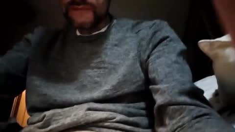 Snapshot of monrod2517 chatting on March 18, 2026, 4:37 am monrod2517 online show from March 18, 2026, 4:37 am