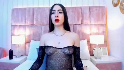 Snapshot of monserratpeter chatting on December 10, 2024, 4:34 am MonserratPeter online show from December 10, 2024, 4:34 am