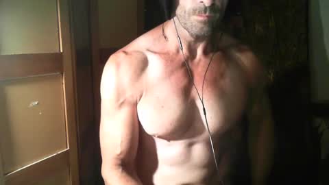 monsterdildos online show from December 22, 2024, 9:33 am