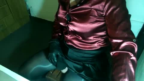 Sabrina online show from September 10, 2025, 10:10 pm