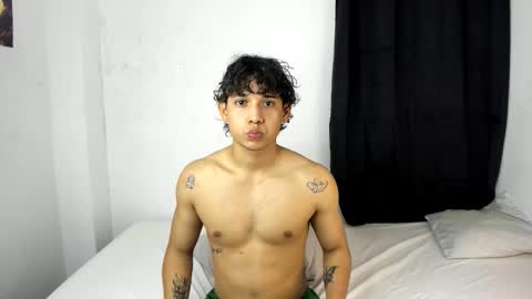 Snapshot of montes_juan chatting on September 15, 2025, 2:22 am montes_juan online show from September 15, 2025, 2:22 am