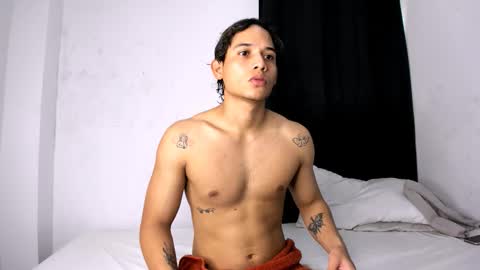 Snapshot of montes_juan chatting on September 15, 2025, 7:14 pm montes_juan online show from September 15, 2025, 7:14 pm