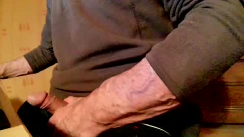 Snapshot of mookie2 chatting on February 8, 2025, 8:10 pm mookie2 online show from February 8, 2025, 8:10 pm