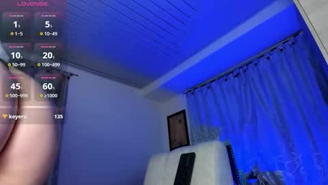 moollly_ online show from November 20, 2025, 1:50 am