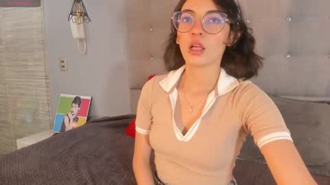 Elizabeth  online show from September 24, 2025, 5:16 pm