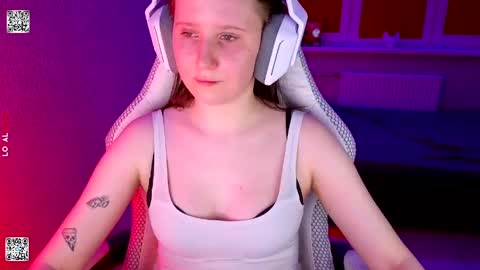 Lola online show from March 30, 2026, 4:30 pm