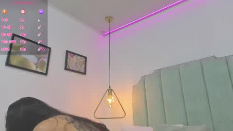Snapshot of moon_blue95 chatting on May 27, 2026, 9:56 pm Moon online show from May 27, 2026, 9:56 pm
