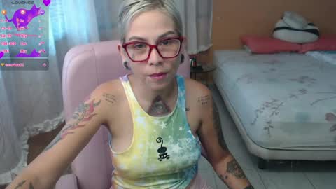 Luna online show from July 19, 2026, 3:05 pm